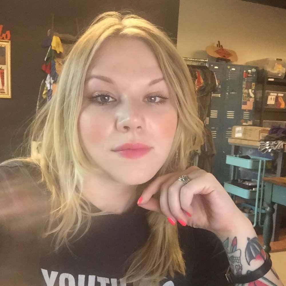 Meet your Posher, Natalie